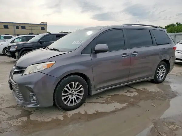 5TDYZ3DC5JS911311 2018 TOYOTA SIENNA - Image 1