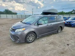 5TDYZ3DC5JS929968 2018 TOYOTA SIENNA