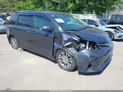 5TDYZ3DC5JS939609 2018 TOYOTA SIENNA