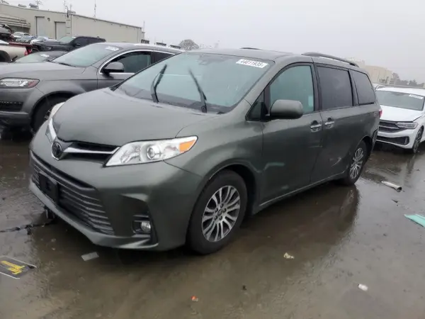 5TDYZ3DC5KS009047 2019 TOYOTA SIENNA - Image 1