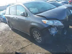 5TDYZ3DC5KS014278 2019 TOYOTA SIENNA