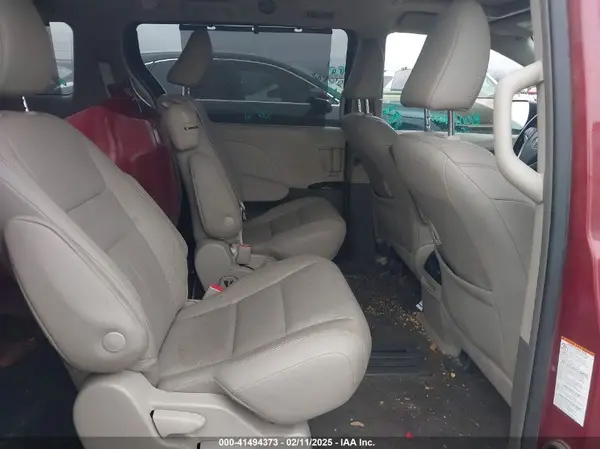 5TDYZ3DC5KS971445 2019 TOYOTA SIENNA - Image 8
