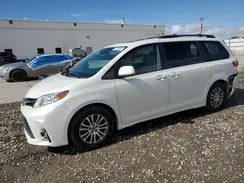 5TDYZ3DC5KS976483 2019 TOYOTA SIENNA