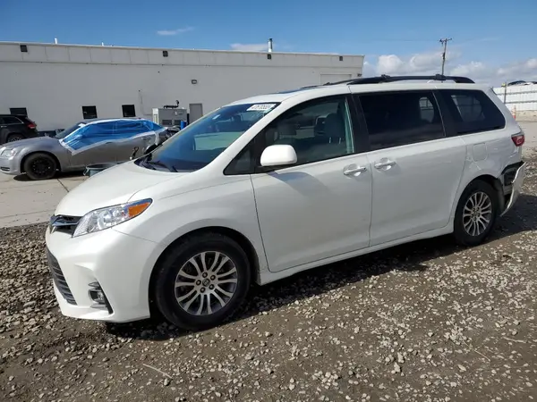5TDYZ3DC5KS976483 2019 TOYOTA SIENNA - Image 1
