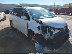 5TDYZ3DC5KS982400 2019 TOYOTA SIENNA
