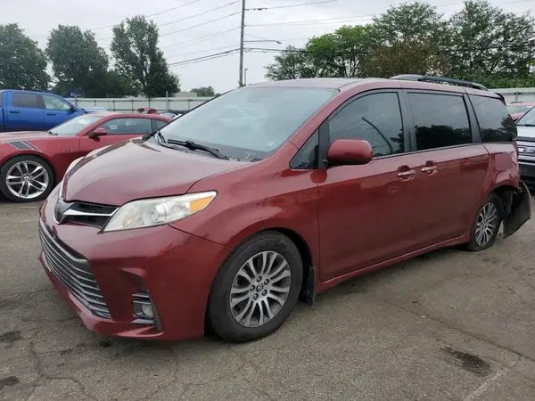 5TDYZ3DC5KS999388 2019 TOYOTA SIENNA - Image 1