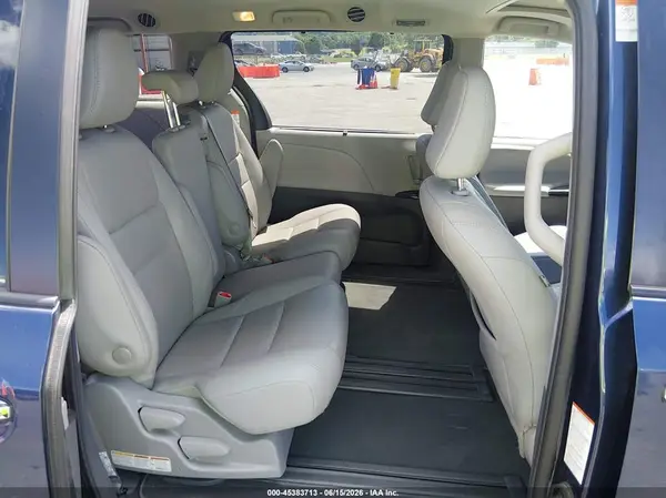 5TDYZ3DC5LS052689 2020 TOYOTA SIENNA - Image 8