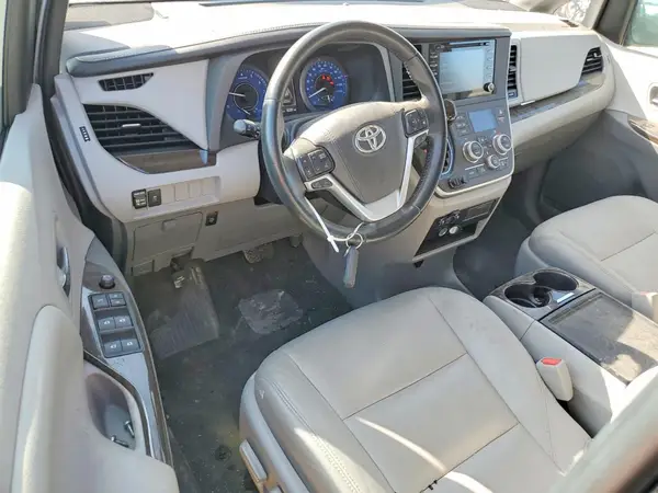 5TDYZ3DC5LS070402 2020 TOYOTA SIENNA - Image 8