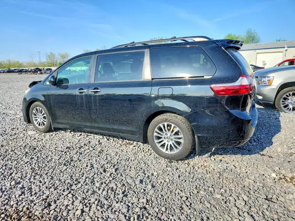 5TDYZ3DC5LS075700 2020 TOYOTA SIENNA - Image 2