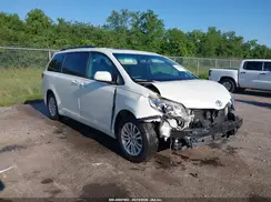 5TDYZ3DC6HS773207 2017 TOYOTA SIENNA
