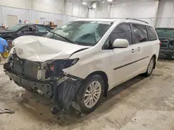 5TDYZ3DC6HS799726 2017 TOYOTA SIENNA