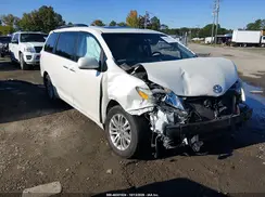 5TDYZ3DC6HS805122 2017 TOYOTA SIENNA