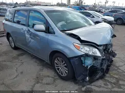 5TDYZ3DC6HS809784 2017 TOYOTA SIENNA