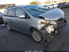 5TDYZ3DC6HS828707 2017 TOYOTA SIENNA