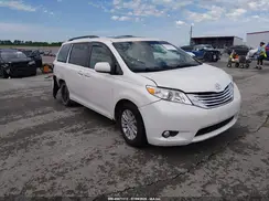 5TDYZ3DC6HS847872 2017 TOYOTA SIENNA