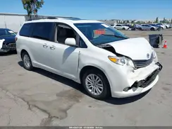 5TDYZ3DC6HS860315 2017 TOYOTA SIENNA