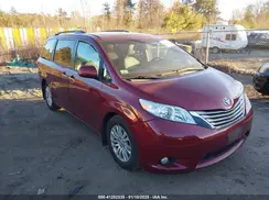 5TDYZ3DC6HS878474 2017 TOYOTA SIENNA