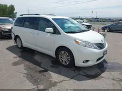 5TDYZ3DC6HS880404 2017 TOYOTA SIENNA