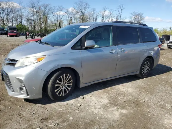 5TDYZ3DC6JS908241 2018 TOYOTA SIENNA - Image 1