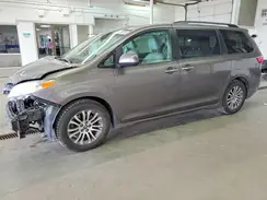 5TDYZ3DC6JS913956 2018 TOYOTA SIENNA