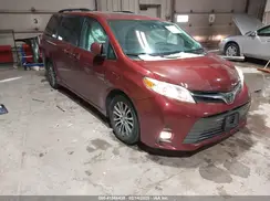 5TDYZ3DC6JS920230 2018 TOYOTA SIENNA