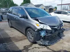 5TDYZ3DC6JS939876 2018 TOYOTA SIENNA