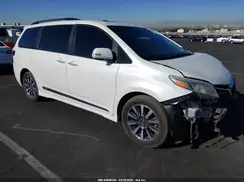 5TDYZ3DC6JS940980 2018 TOYOTA SIENNA