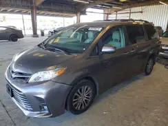 5TDYZ3DC6JS941028 2018 TOYOTA SIENNA