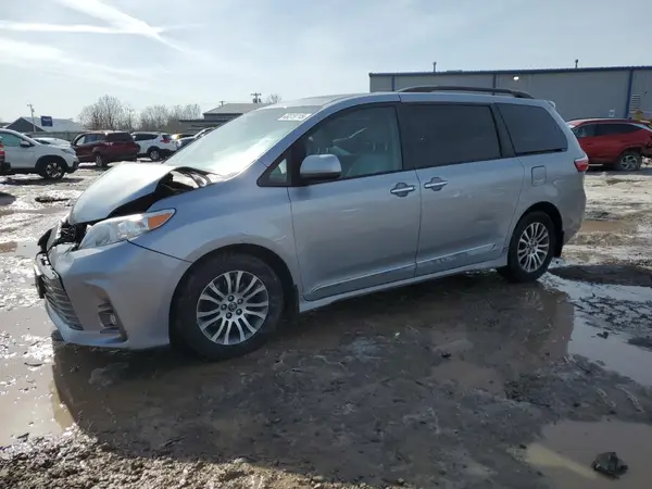 5TDYZ3DC6JS951915 2018 TOYOTA SIENNA - Image 1