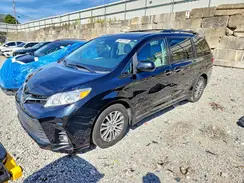 5TDYZ3DC6JS965734 2018 TOYOTA SIENNA