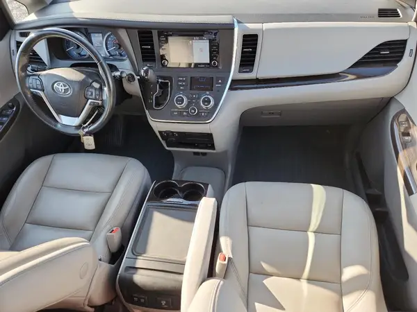 5TDYZ3DC6KS006979 2019 TOYOTA SIENNA - Image 8