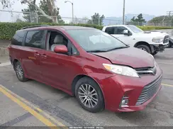 5TDYZ3DC6KS017142 2019 TOYOTA SIENNA