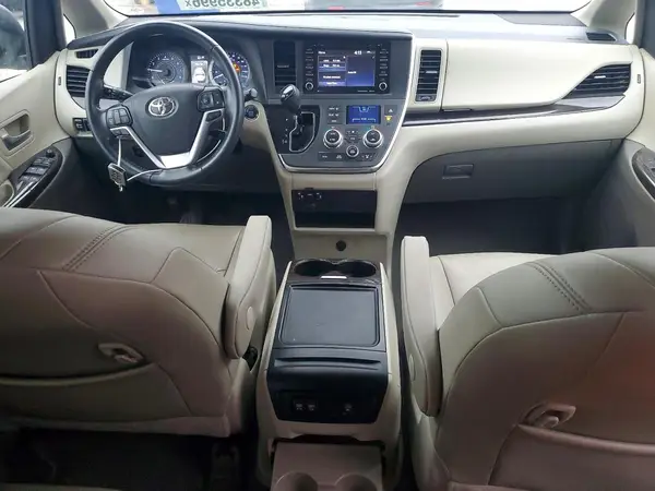 5TDYZ3DC6KS019313 2019 TOYOTA SIENNA - Image 8