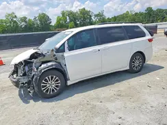 5TDYZ3DC6KS967033 2019 TOYOTA SIENNA