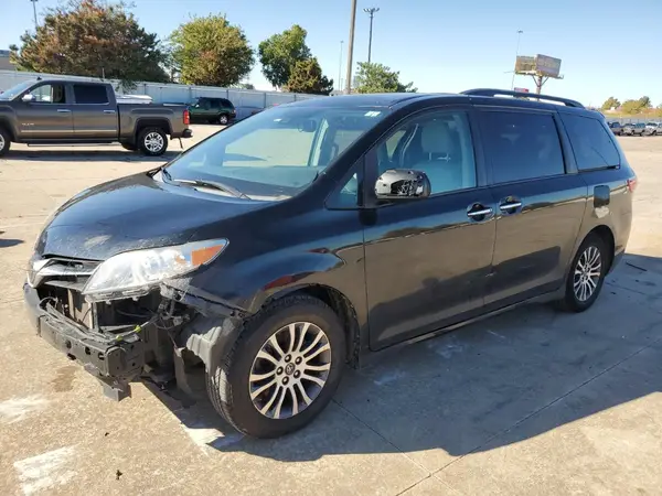 5TDYZ3DC6KS971793 2019 TOYOTA SIENNA - Image 1