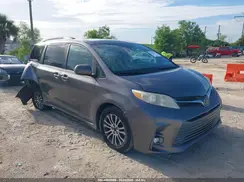 5TDYZ3DC6KS978792 2019 TOYOTA SIENNA