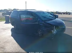 5TDYZ3DC6KS982695 2019 TOYOTA SIENNA