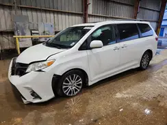 5TDYZ3DC6KS985578 2019 TOYOTA SIENNA