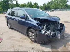 5TDYZ3DC6KS990649 2019 TOYOTA SIENNA