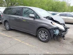 5TDYZ3DC6KS992241 2019 TOYOTA SIENNA
