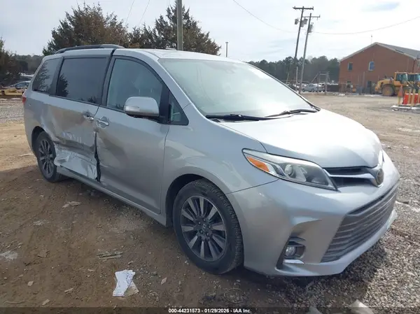 5TDYZ3DC6KS995527 2019 TOYOTA SIENNA - Image 1