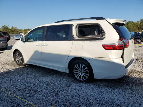 5TDYZ3DC6LS023556 2020 TOYOTA SIENNA - Image 2