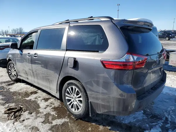 5TDYZ3DC6LS031687 2020 TOYOTA SIENNA - Image 2