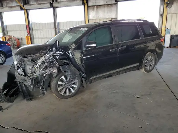5TDYZ3DC6LS032810 2020 TOYOTA SIENNA - Image 1