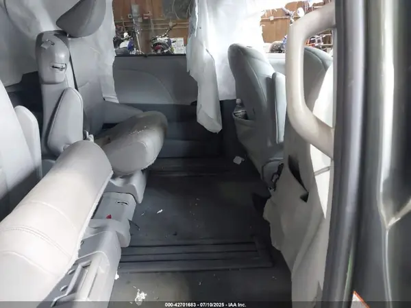 5TDYZ3DC6LS035903 2020 TOYOTA SIENNA - Image 8