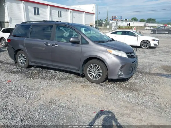 5TDYZ3DC6LS057626 2020 TOYOTA SIENNA - Image 1