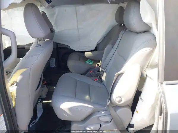 5TDYZ3DC6LS065662 2020 TOYOTA SIENNA - Image 8