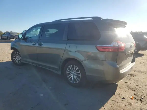 5TDYZ3DC6LS080291 2020 TOYOTA SIENNA - Image 2