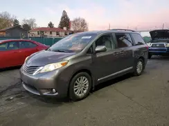 5TDYZ3DC7HS775161 2017 TOYOTA SIENNA