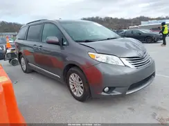 5TDYZ3DC7HS839747 2017 TOYOTA SIENNA